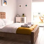 The Turner Apartment - Margate Beach - By Goldex Coastal Breaks